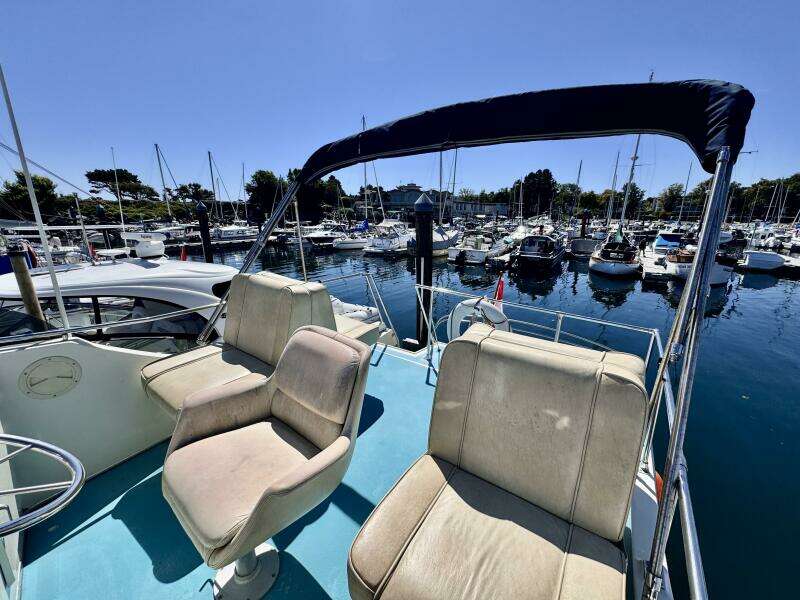34ft Tollycraft Yacht For Sale