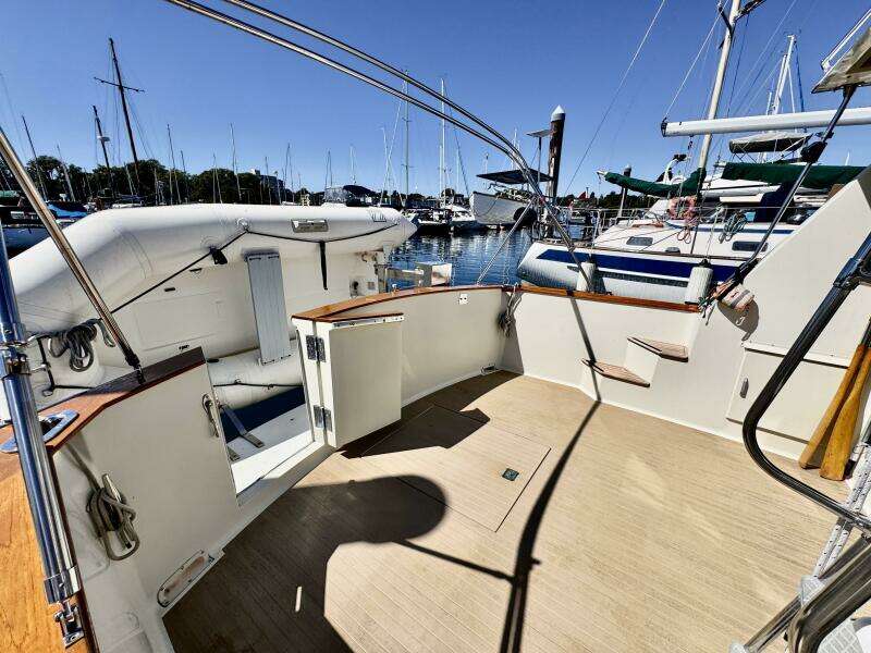 34ft Tollycraft Yacht For Sale