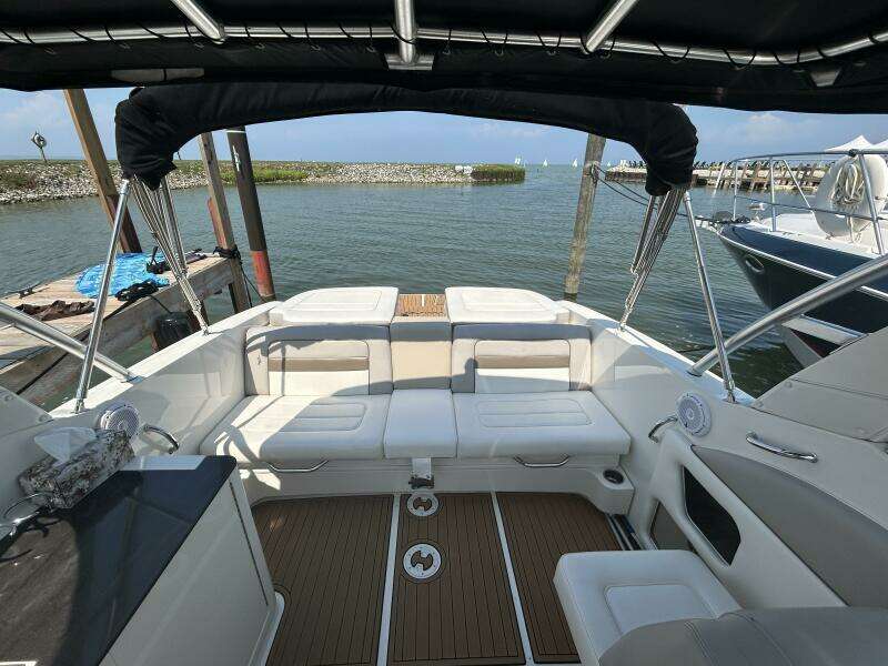 30ft Sea Ray Yacht For Sale
