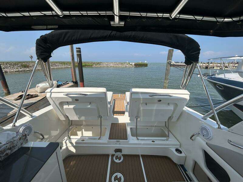 30ft Sea Ray Yacht For Sale