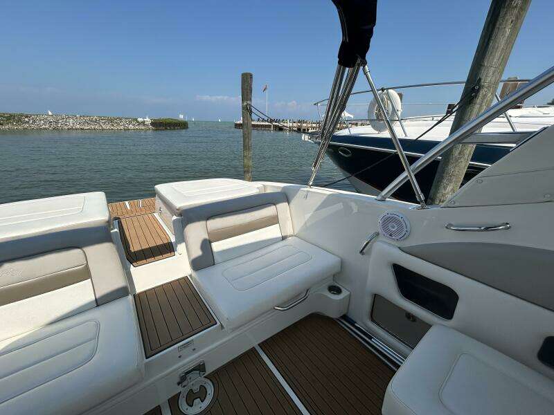 30ft Sea Ray Yacht For Sale