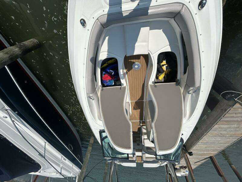 30ft Sea Ray Yacht For Sale