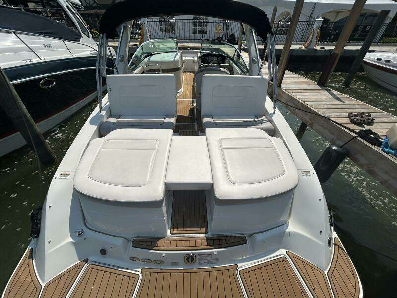 30ft Sea Ray Yacht For Sale