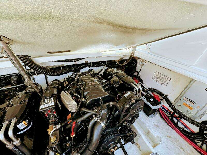 33ft Formula Yacht For Sale
