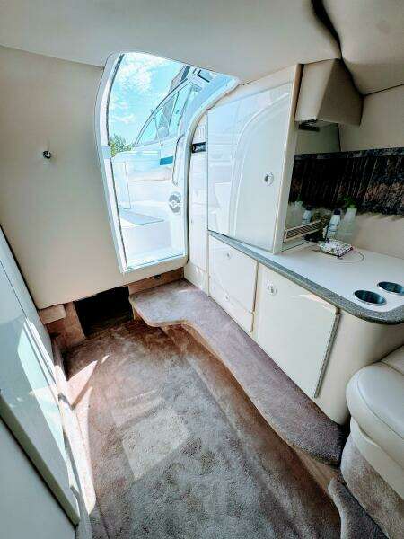 33ft Formula Yacht For Sale
