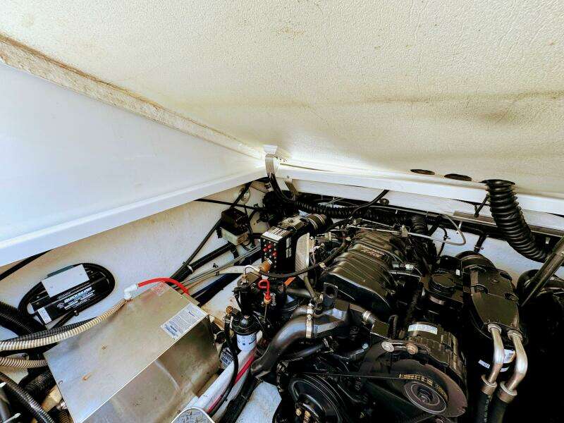 33ft Formula Yacht For Sale