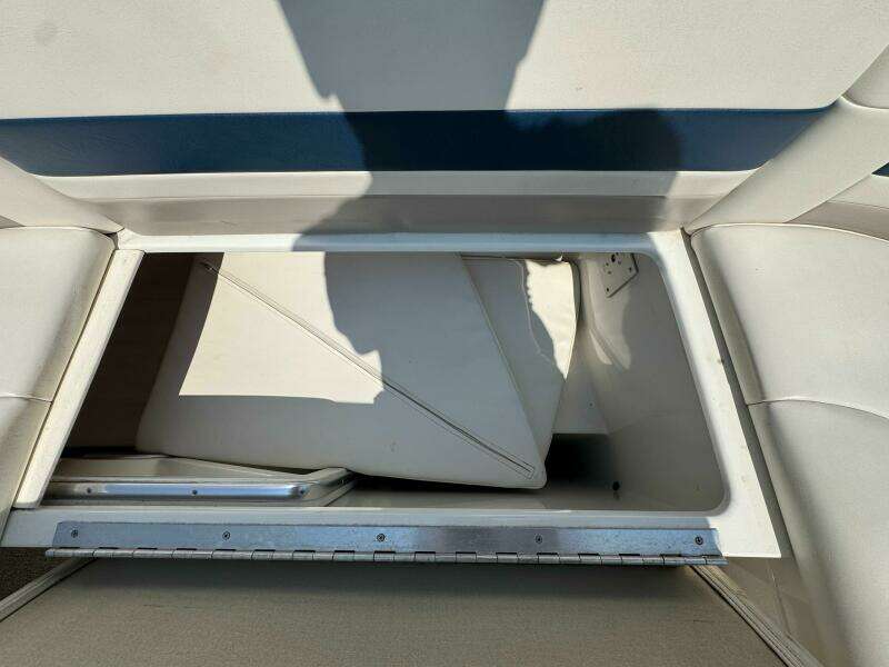 33ft Formula Yacht For Sale