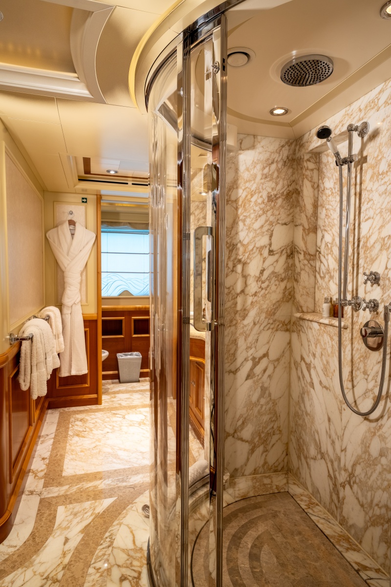 Owner Ensuite Shower
