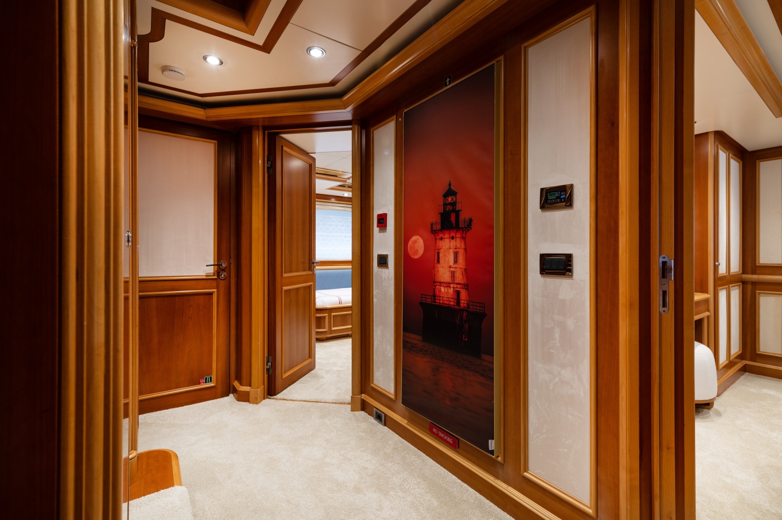 Lower Deck Foyer