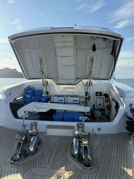 Foredeck Garage and Storage