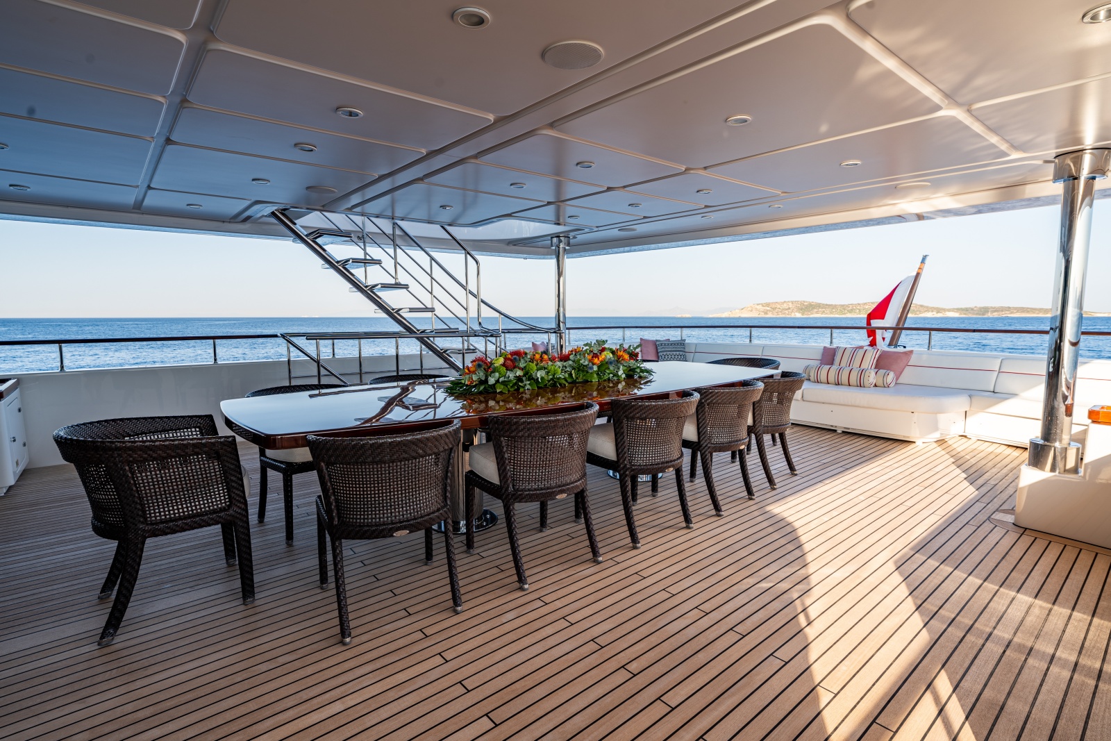 Bridge Deck Aft - Under Cover Dining for 12 Guests