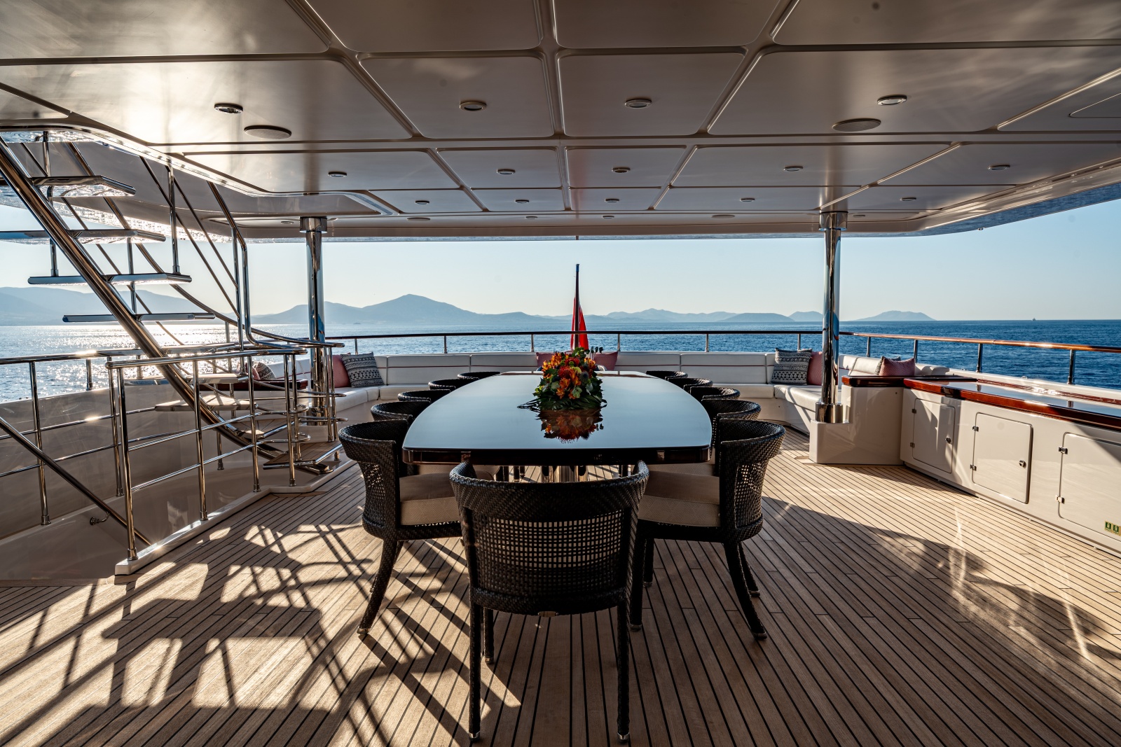 Bridge Deck Aft - Under Cover Dining for 12 Guests