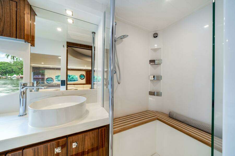 60ft Riviera Yacht For Sale 60ft Riviera Yacht For Sale