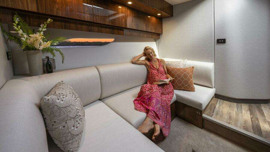 60ft Riviera Yacht For Sale