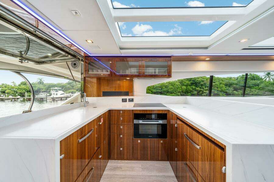 60ft Riviera Yacht For Sale 60ft Riviera Yacht For Sale