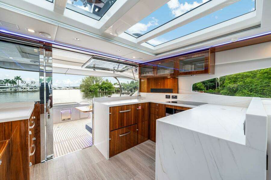 60ft Riviera Yacht For Sale 60ft Riviera Yacht For Sale
