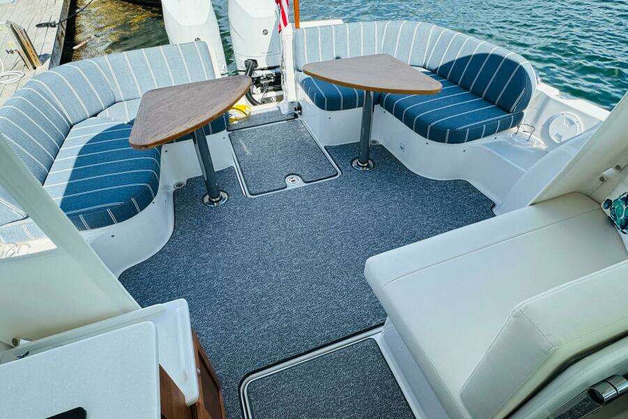 34ft Back Cove Yacht For Sale