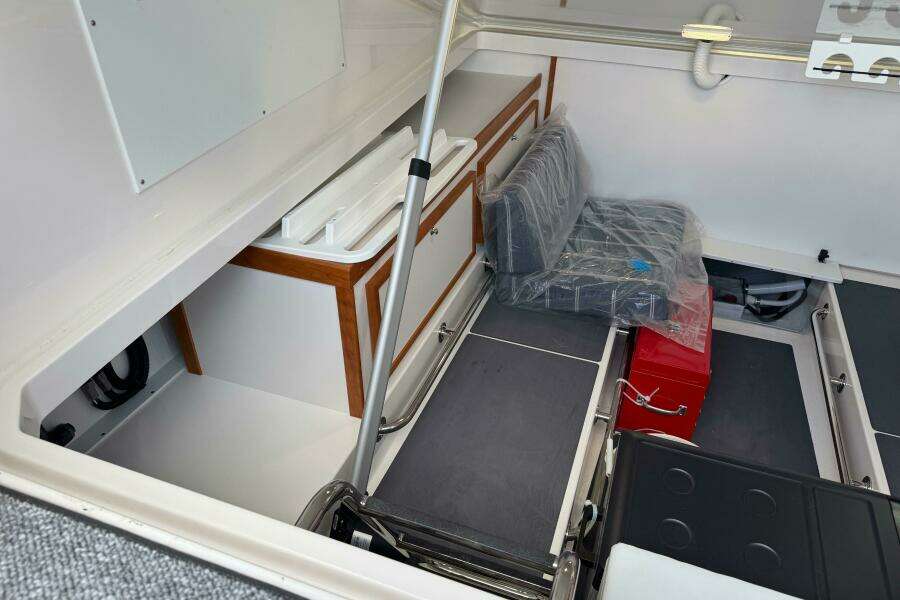 34ft Back Cove Yacht For Sale