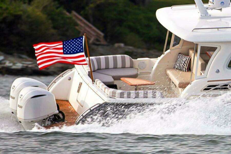 34ft Back Cove Yacht For Sale