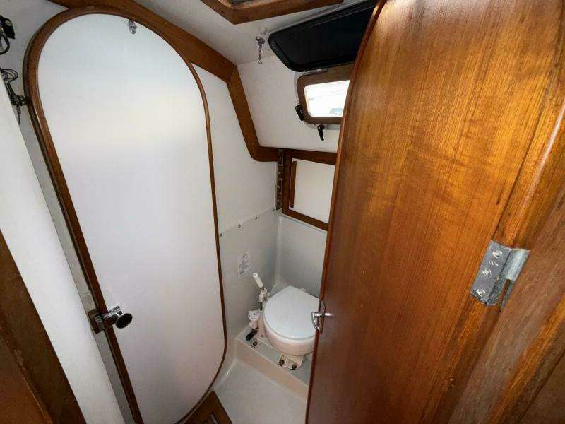 Madeleine 34ft J Boats Yacht For Sale