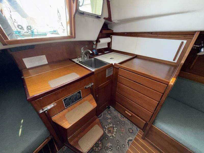 Madeleine 34ft J Boats Yacht For Sale