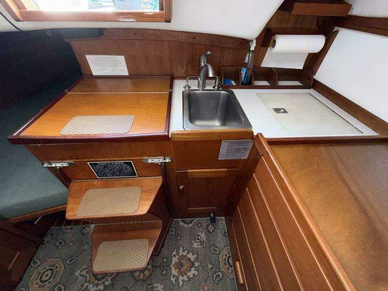 Madeleine 34ft J Boats Yacht For Sale