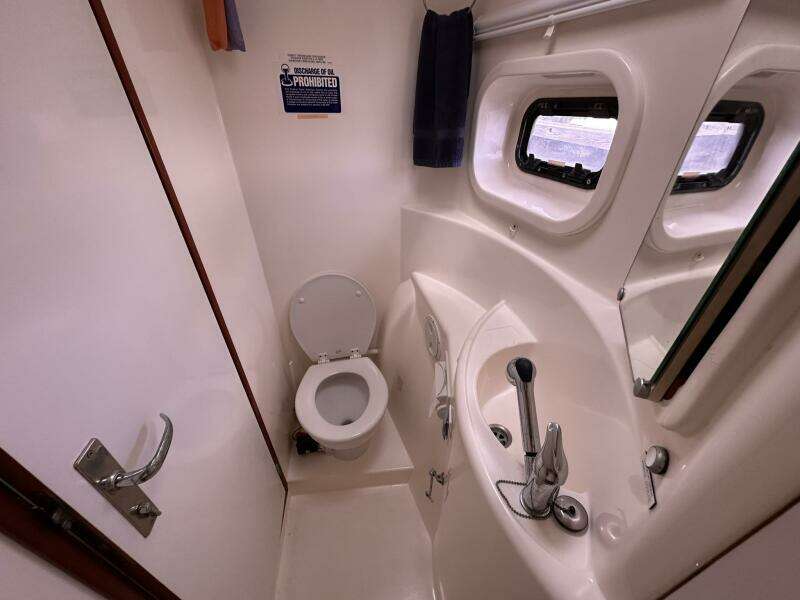 Inconceivable 42ft Leopard Yacht For Sale