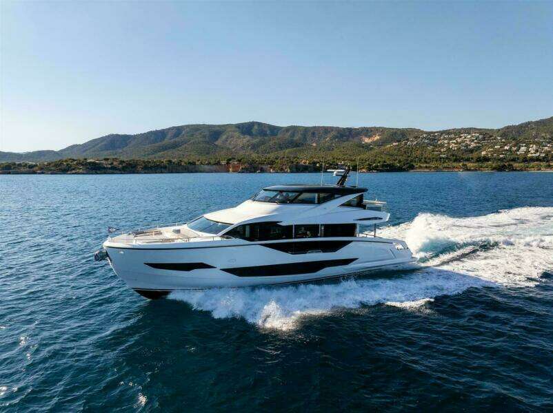 90ft Sunseeker Yacht For Sale