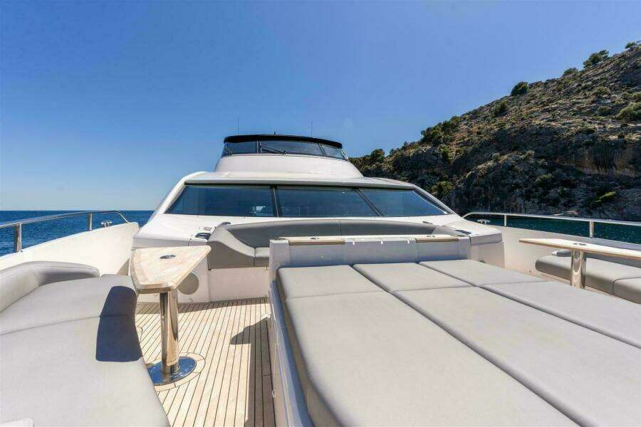 90ft Sunseeker Yacht For Sale