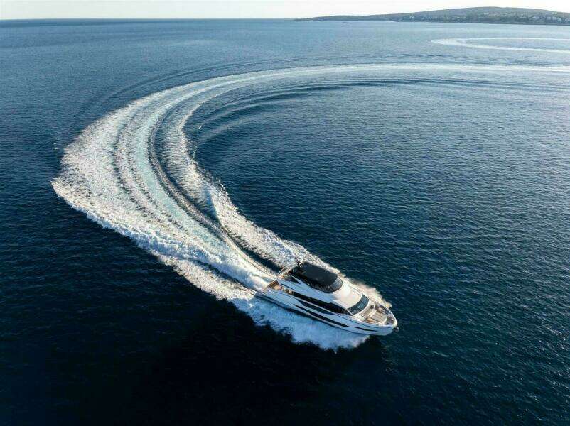 90ft Sunseeker Yacht For Sale