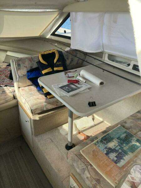 24ft Bayliner Yacht For Sale