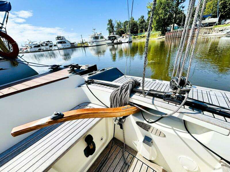 TOF 26ft Tofinou Yacht For Sale