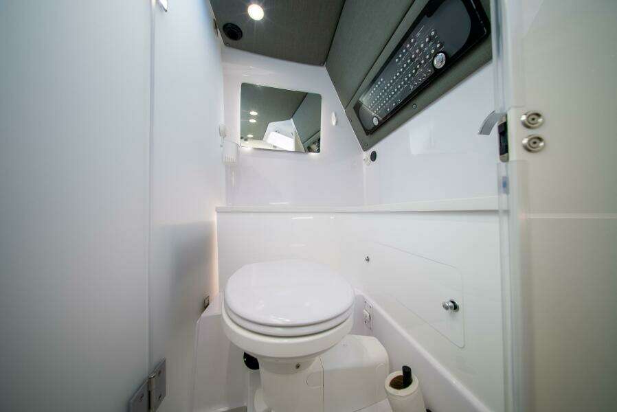Scout 37ft Axopar Yacht For Sale
