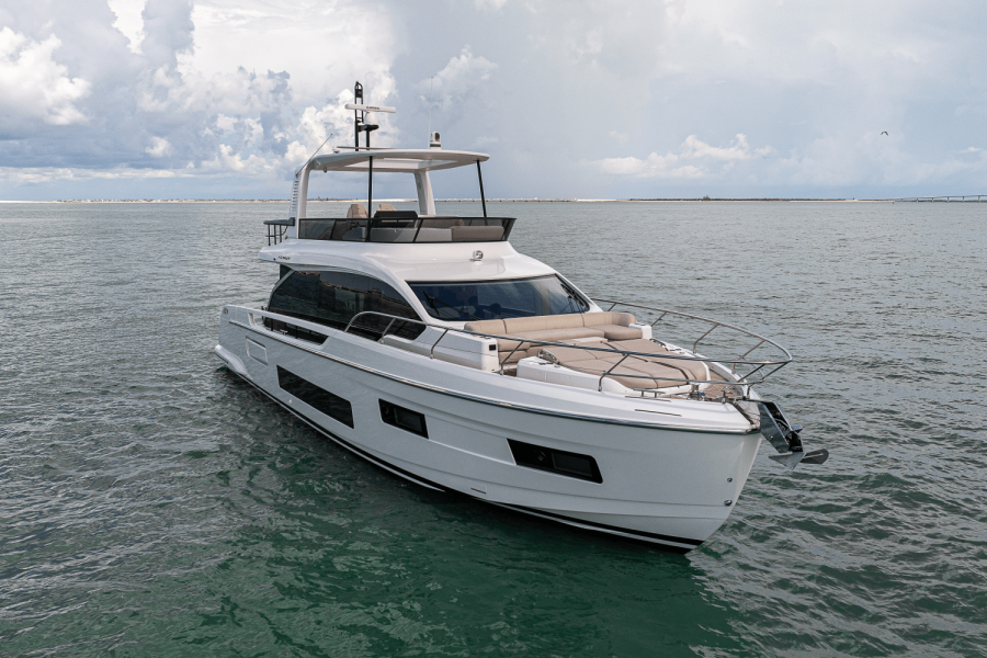 62ft Azimut Yacht For Sale