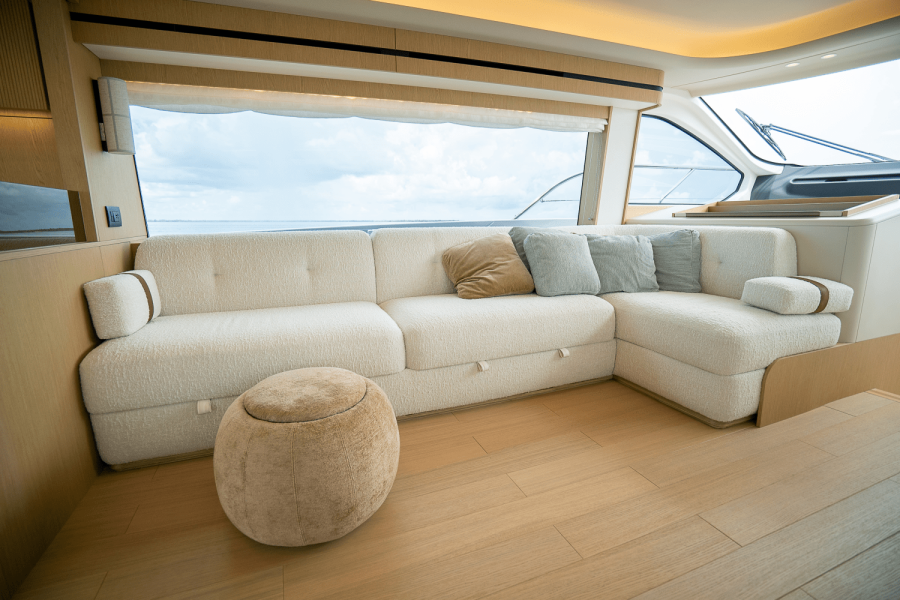 62ft Azimut Yacht For Sale