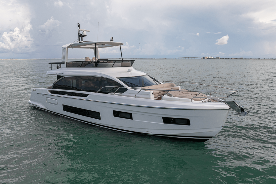 62ft Azimut Yacht For Sale