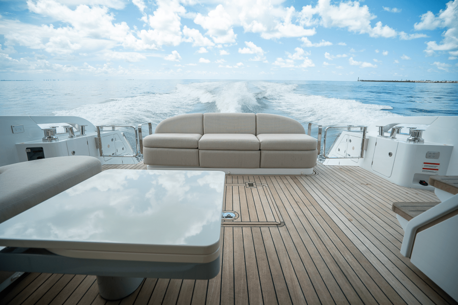 62ft Azimut Yacht For Sale