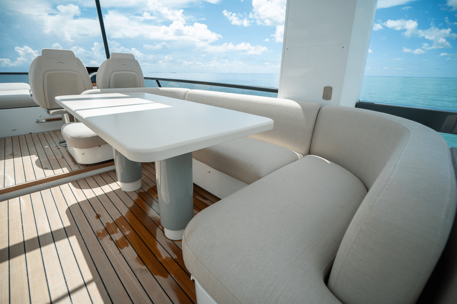 62ft Azimut Yacht For Sale