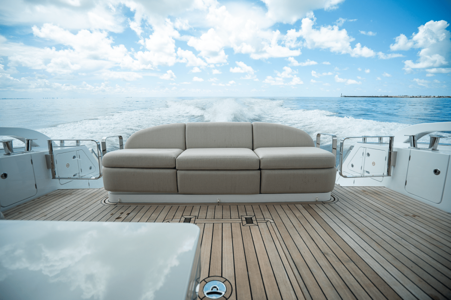 62ft Azimut Yacht For Sale