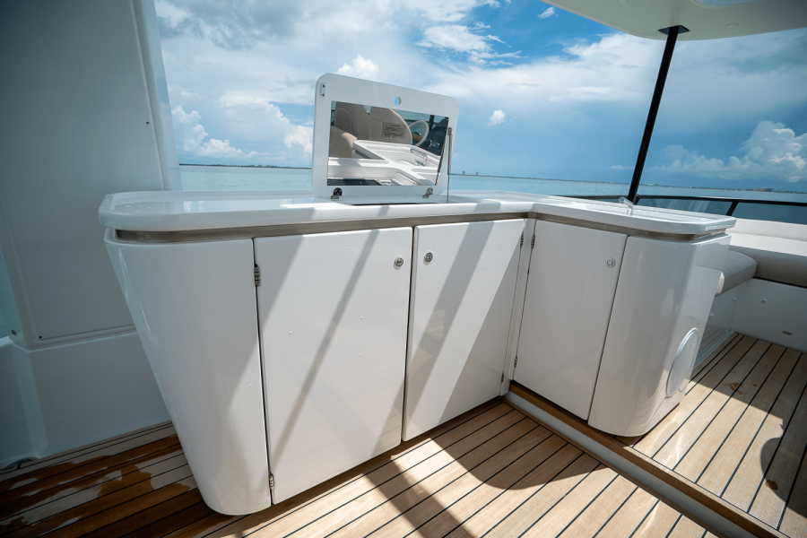 62ft Azimut Yacht For Sale