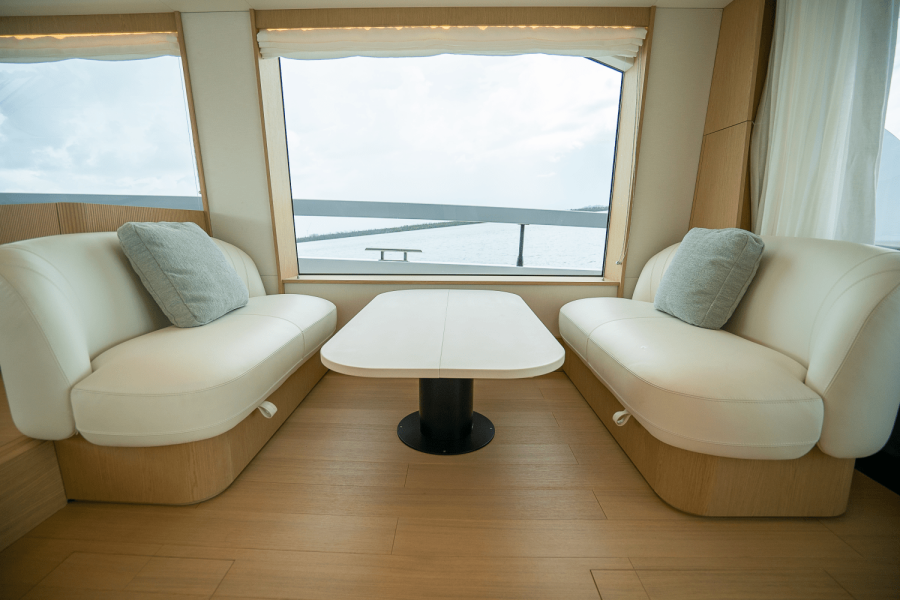 62ft Azimut Yacht For Sale