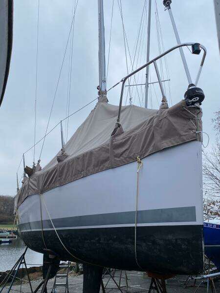 BLISS 28ft Catalina Yacht For Sale