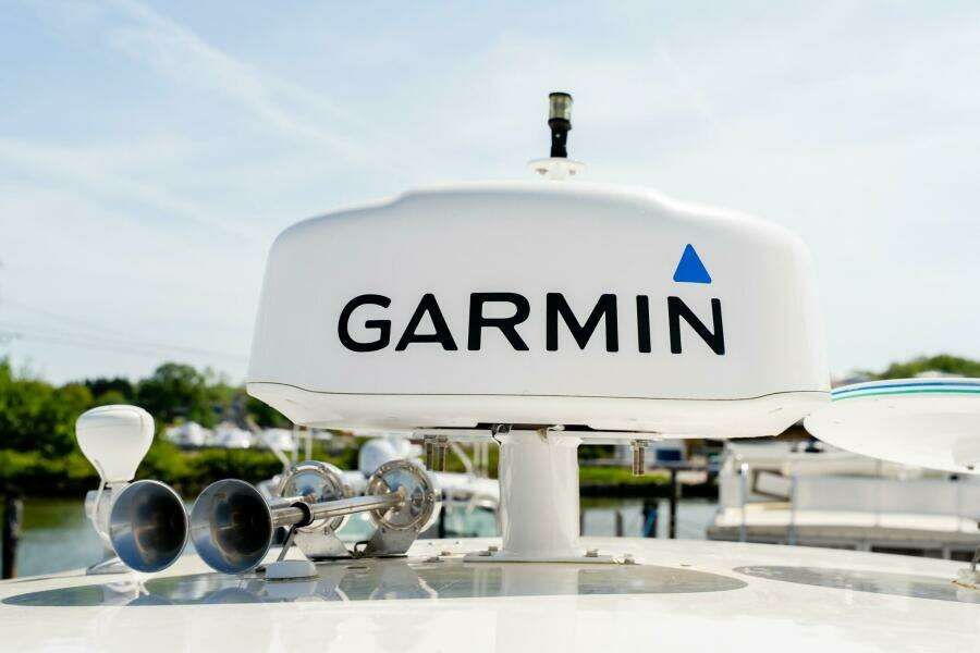 Seas the Day 40ft Regal Yacht For Sale