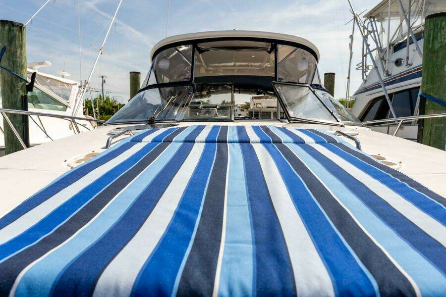 Seas the Day 40ft Regal Yacht For Sale