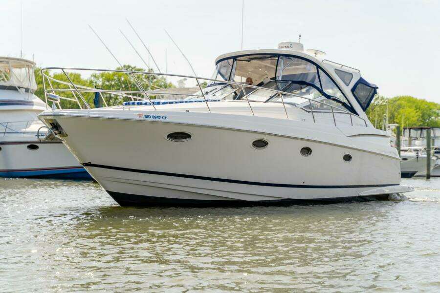 Seas the Day 40ft Regal Yacht For Sale