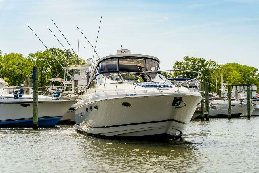 Seas the Day 40ft Regal Yacht For Sale