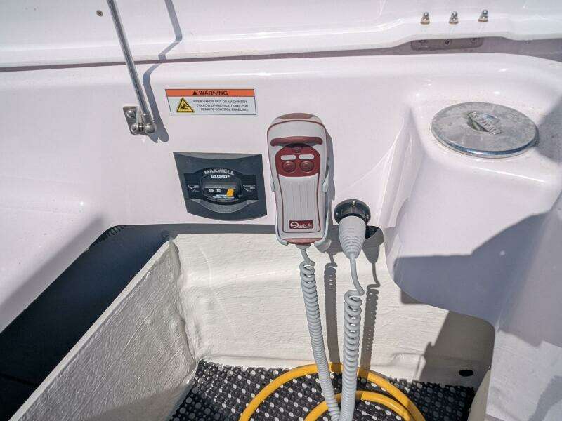 Nocellara de Belice 37ft Axopar Yacht For Sale
