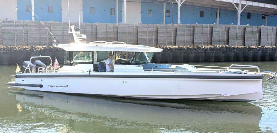 Nocellara de Belice 37ft Axopar Yacht For Sale