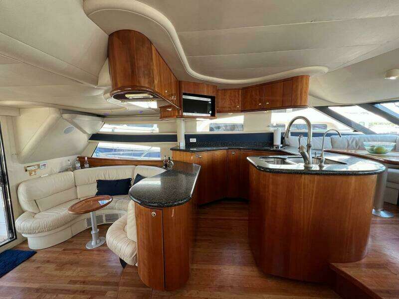 2001 Neptunus 56 Flybridge- Galley