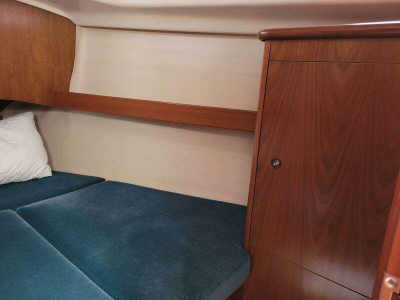 Katerina 35ft Beneteau Yacht For Sale